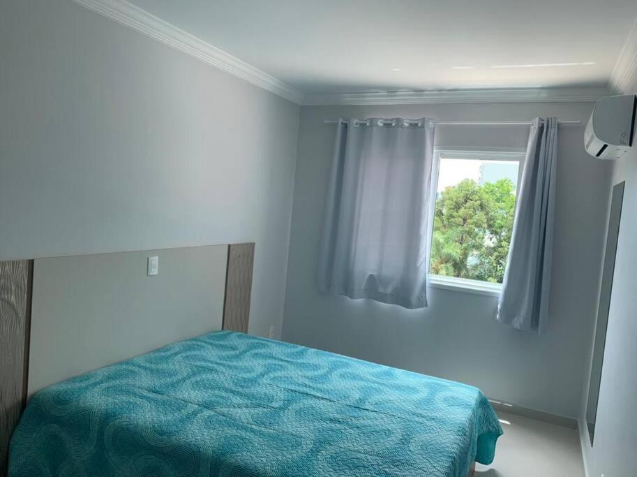Lindo Apto Novo Na Avenida, Climatizado E Aconchegante Apartment Piratuba