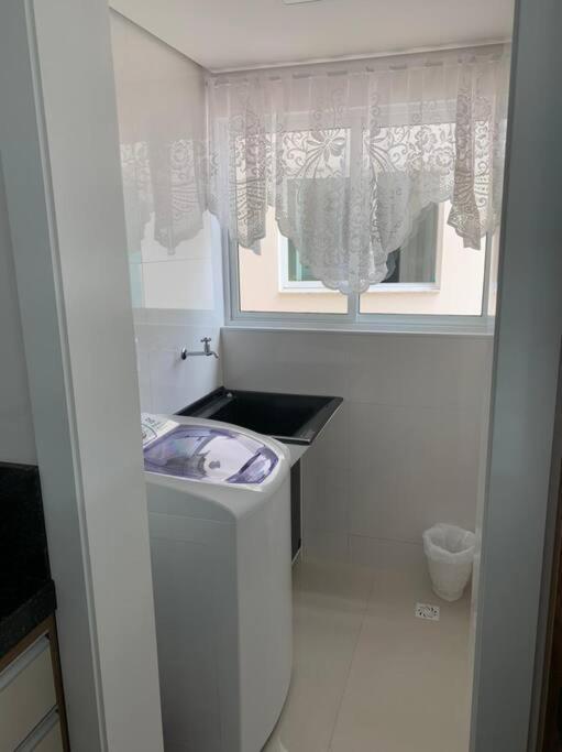 Apartment Lindo Apto Novo Na Avenida, Climatizado E Aconchegante Piratuba